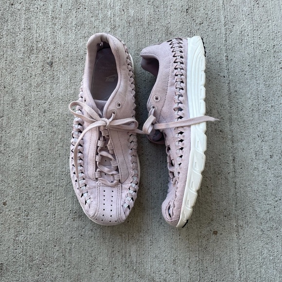 Nike Shoes - Nike Mayfly Woven Women's Pastel 833802-602 Atheltic Sneakers size 8.5